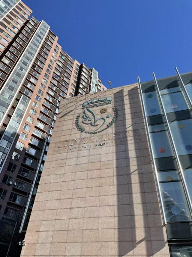 嫣然医院欠租背后：每800至1000个小孩可能出现1个“兔唇	”，有患儿两次手术自费过万，后续整形可能花上十万