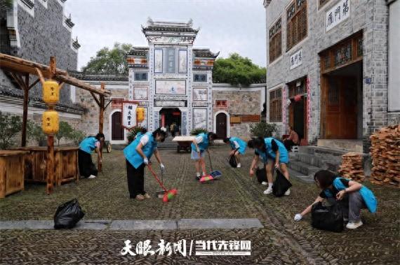 党建红激活古城韵！锦屏隆里以党建书写基层治理与文旅融合答卷