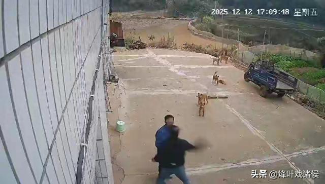 警方通报后，被打邻居儿子凌晨发布一段文字，既有感谢，又有期盼