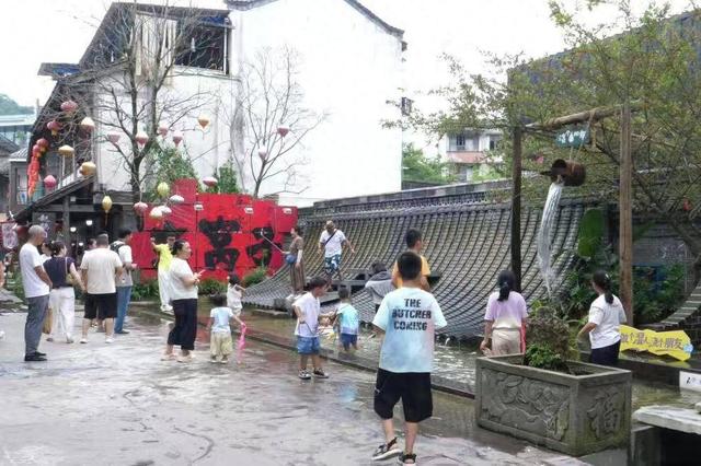 “彭派生活”新体验！2025海窝子古镇消夏戏水季收官