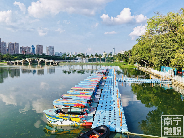 南湖公园又可以游船了！