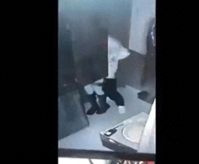 真人密室逃脱梦魇攻略（密室逃脱噩梦情侣行为让人大跌眼镜）
