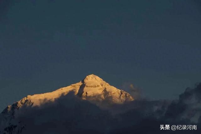 在朋友圈的一方小小天地里，那神秘而圣洁的雪域高原——西藏
