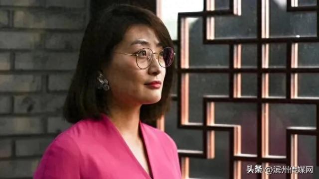 律师称娃小宗与娃哈哈存在不正当竞争风险，业内人士：宗馥莉辞职或许反而掌握了更大话语权