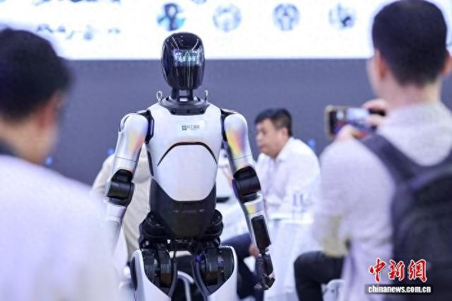 聚焦河北国际工业设计周活动：全球设计智慧汇聚雄安