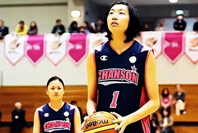 败类！中国女篮最“无耻”叛徒！装病偷入日籍，认日本富商做干爹