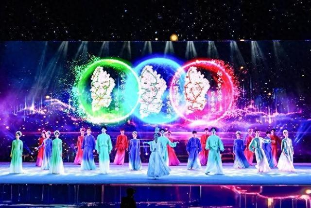 从观看到创玩：湘西文旅的能量觉醒——解读第四届湘西州旅游发展大会文旅推介会