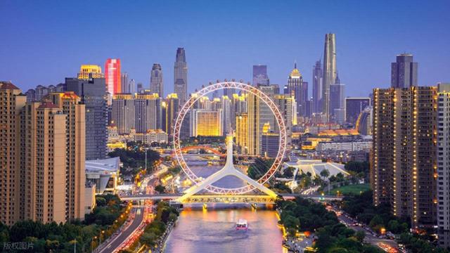 一个重庆人从天津旅游回来，实话实说，都是直辖市差别还是有点大