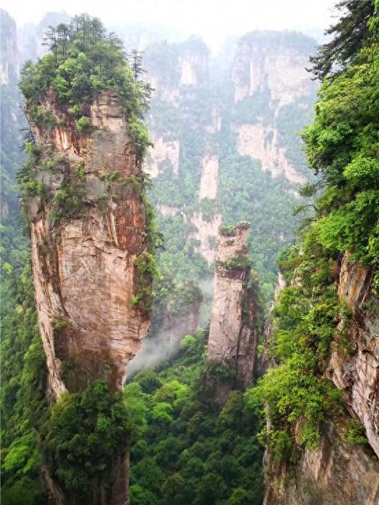 湖南热门旅游景点推荐，这些地方非去不可！