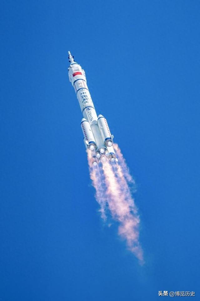 神舟二十号被撞！中国早有防备，10天内随时救援，美国预谋不轨？