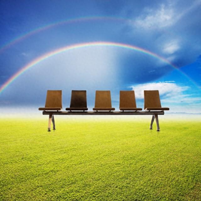 怎样知道什么样的工作适合自己（普通人怎么选对行业3个实在标准）