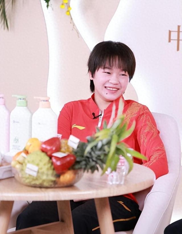 人心不足蛇吞象！人民日报点名，揭开全红婵真实处境，误会太深