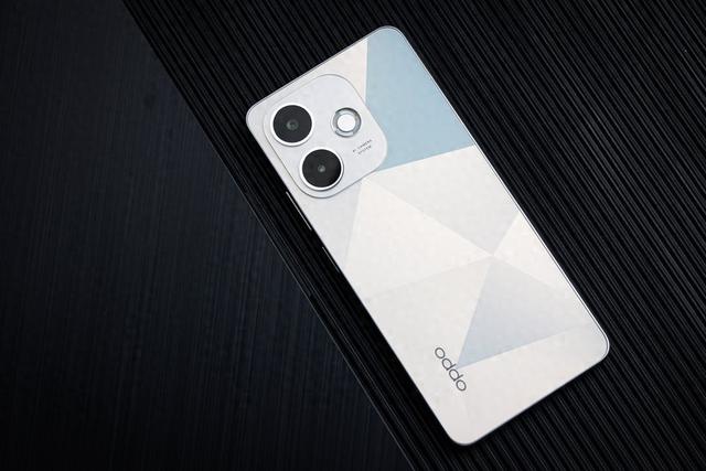 从信号到续航的多维度升级 OPPO K13x到手价799元起