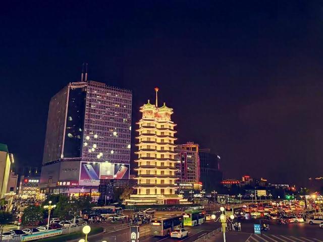 炸了！郑州顶流出圈，不踩雷吃玩攻略大公开