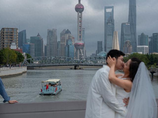 曾经的“臭水沟”，如今成网红打卡地！苏州河，上海巨变的注脚！