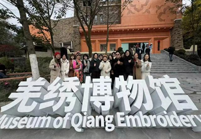 大美阿坝兴文旅，幸福羌年传非遗