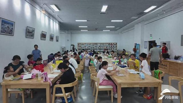 潍坊临朐：书香与清凉相伴 图书馆成避暑胜地
