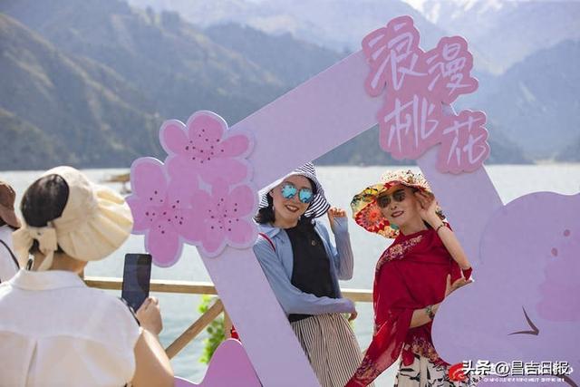 免排队、更省心！天山天池智慧服务让“人间仙境”触手可及