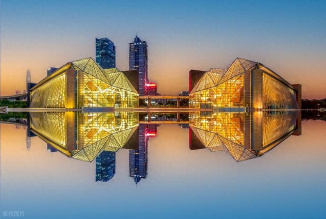 深圳超全玩法指南：三天两夜，从世界之窗到山海之巅的摩登之旅！