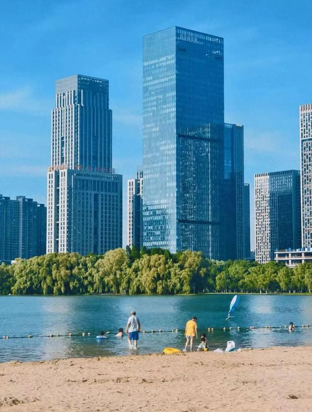 用与众不同的方式，打开合肥夏天→