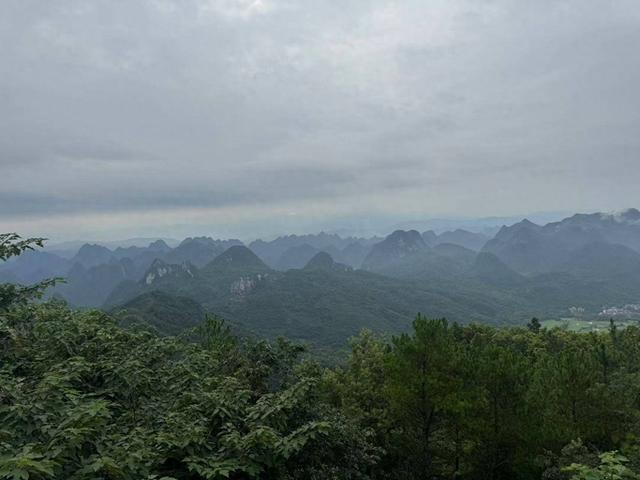 《桂林遇 “狗肉”：山水生温情》
