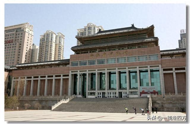 青海省博物馆里的“大美青海”成就展