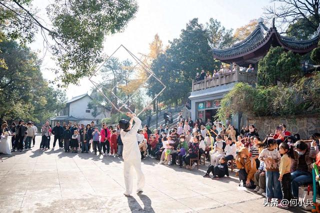 张公洞添教育文化新地标 千名青少年竞逐“苏东坡诗词里的宜兴”