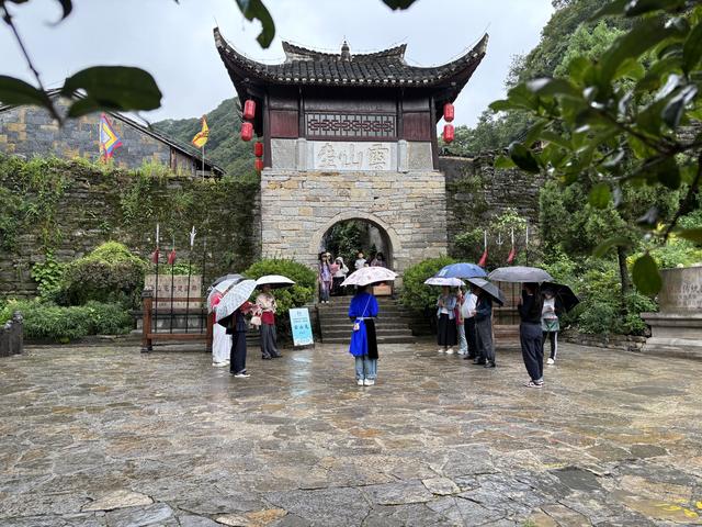西秀区2025年屯堡景区“金牌解说员”决赛开赛