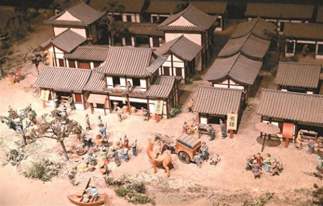 银鞍白马度春风 豪侠少年背后的“金市”、胡酒与“国际唐”