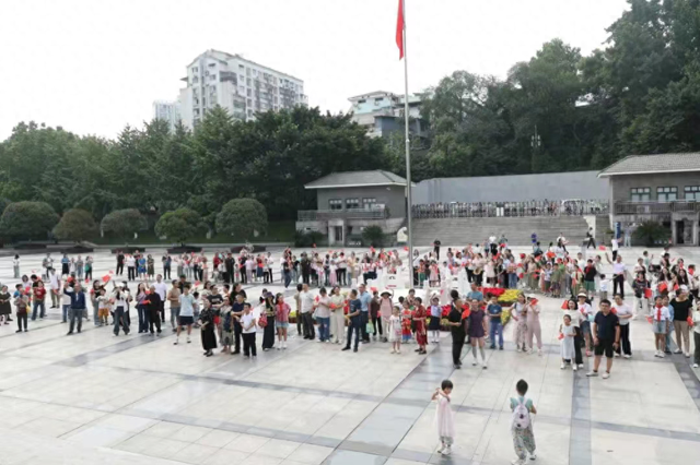 厚植家国情怀、汲取奋进力量，国庆假期重庆红色旅游火爆