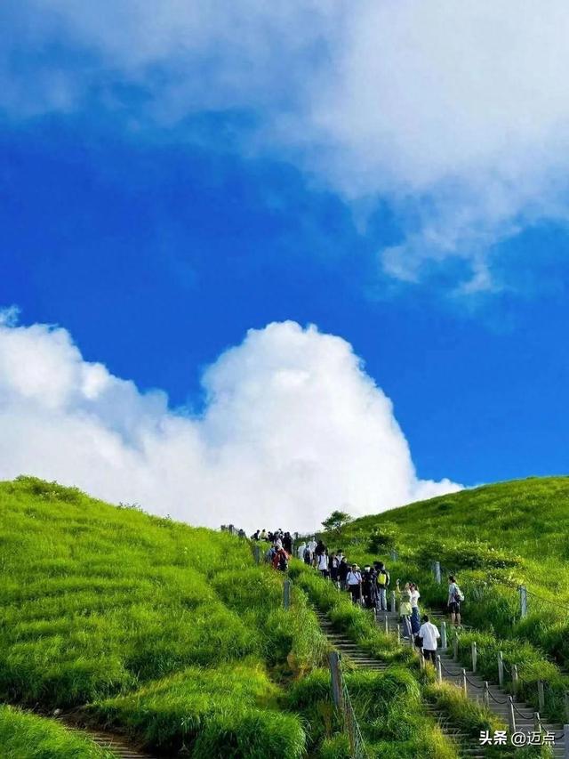 从“户外天堂”到“户外运动目的地”：萍乡武功山的进阶之路