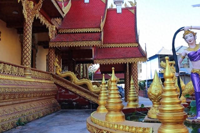 走进云南边陲清代古村，种植甘蔗，纺织，制陶，村中还有百年古寺