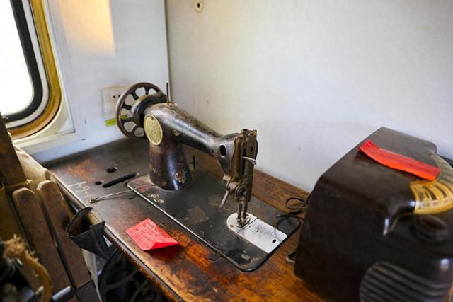 昆明呈贡“火车时光沉浸世界”之驶入时光隧道：车厢内的沉浸式体验