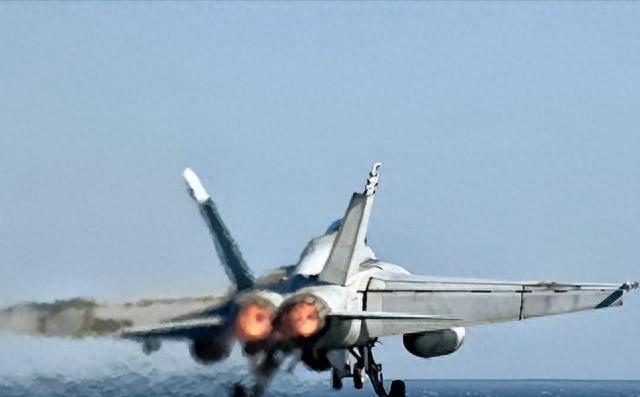 美军南海坠机原因已出？解放军已经做好了准备，就等着特朗普开口