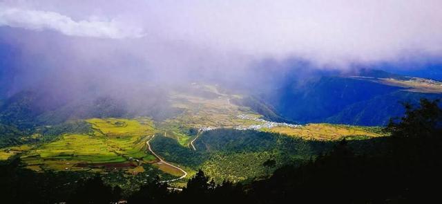 四季同框的秘境！西藏这个浓缩盆景美到不像在地球