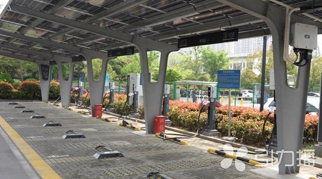 张家港网站建设（让电动汽车变成充电宝张家港首座充放电微网站投用）