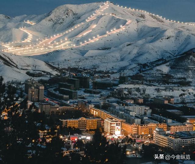 12月旅行去哪？这四季同框攻略，让你玩转冰雪、赏秋、寻花、避寒