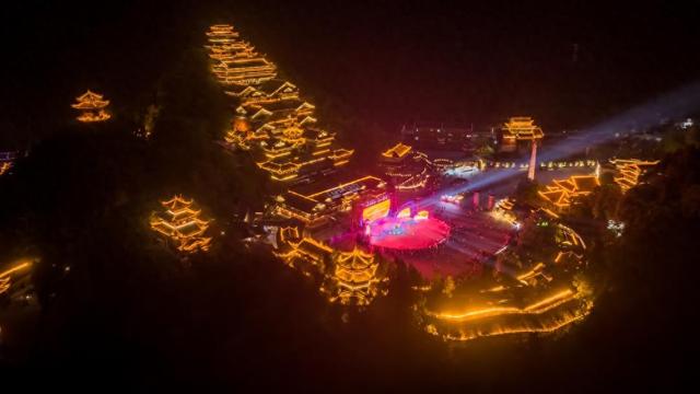重庆彭水：做“亮”夜经济为文旅发展注入新动能
