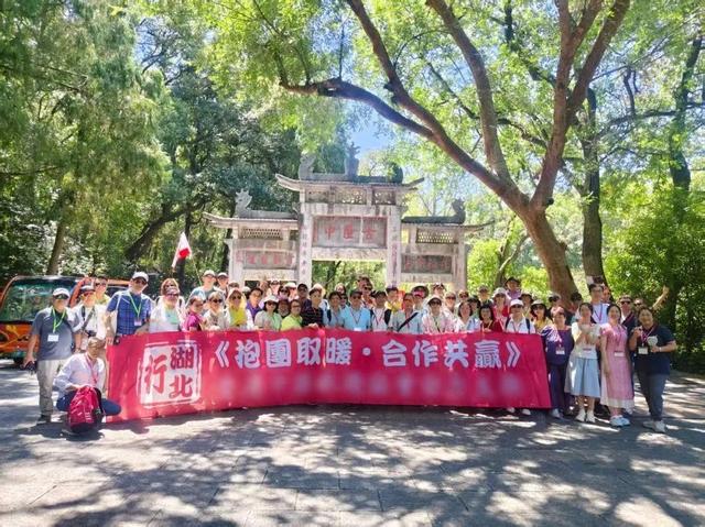 香港多家旅行社到襄阳踩线，旨在壮大跨境游、鄂西深度游