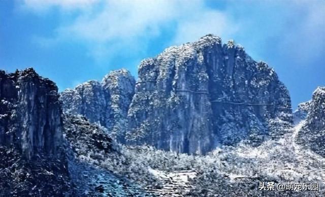 湖北冬日魔法表演，恩施大峡谷雪景如仙境，那抹雪白你在哪遇见的