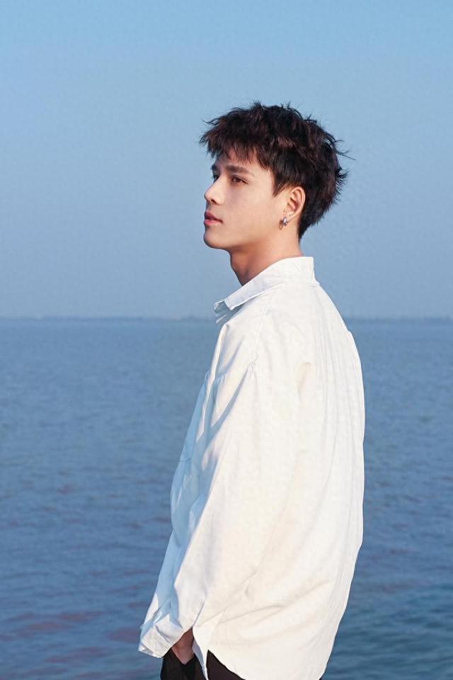 别瞎减了	，男性160~180cm标准体重表出炉，80%的人都误解了胖瘦