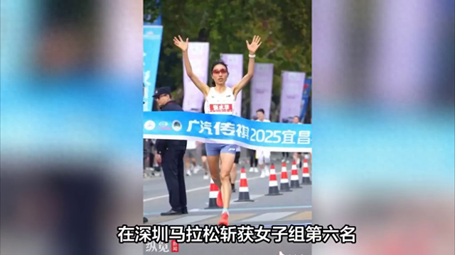 💉护士站上马拉松颁奖台🏅，一起为医护人员点赞！👏