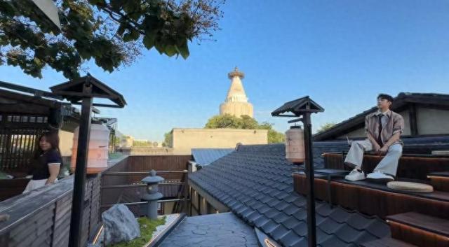 探访白塔寺商圈：文化、商业与烟火气的共生样本｜新商圈新潮流
