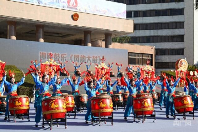 2025广东省非遗彩街大巡游在清远亮相