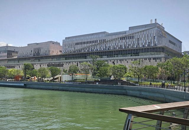 深圳这家商场竟然修建了一条环形观海绿道，海景太美了