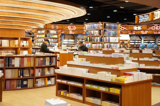 年入157亿！新华书店其实是“包租公”？为何它的盈利能力这么强