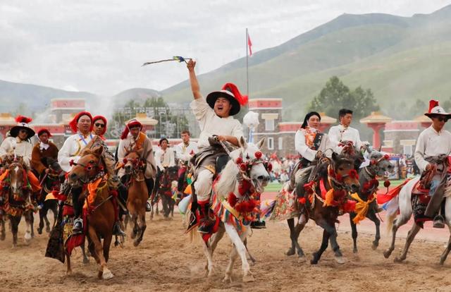 石榴花开江源结硕果 同心筑梦青海谱新篇