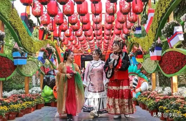 景区三大乱象曝光，圈地宰客太黑心，专坑老百姓血汗钱