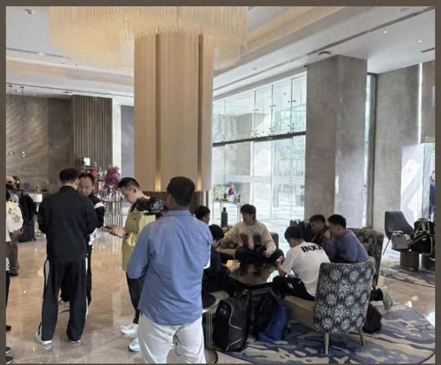 10月9日国乒抵达印度酒店，看酒店环境还是挺不错了，挺干净！
