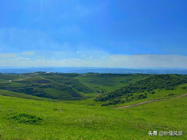 离西安最近的“草原天路”，车可以开到海拔2400多米的山顶！